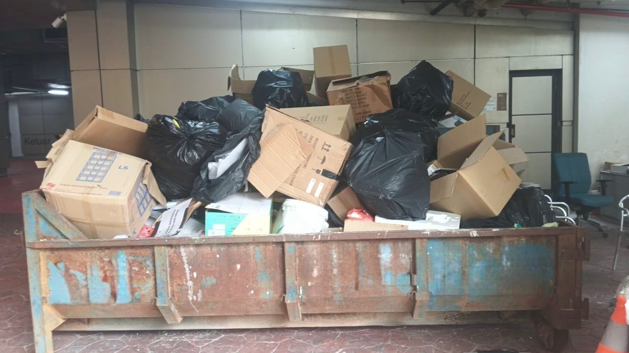 Overweight Roro Bin Warning